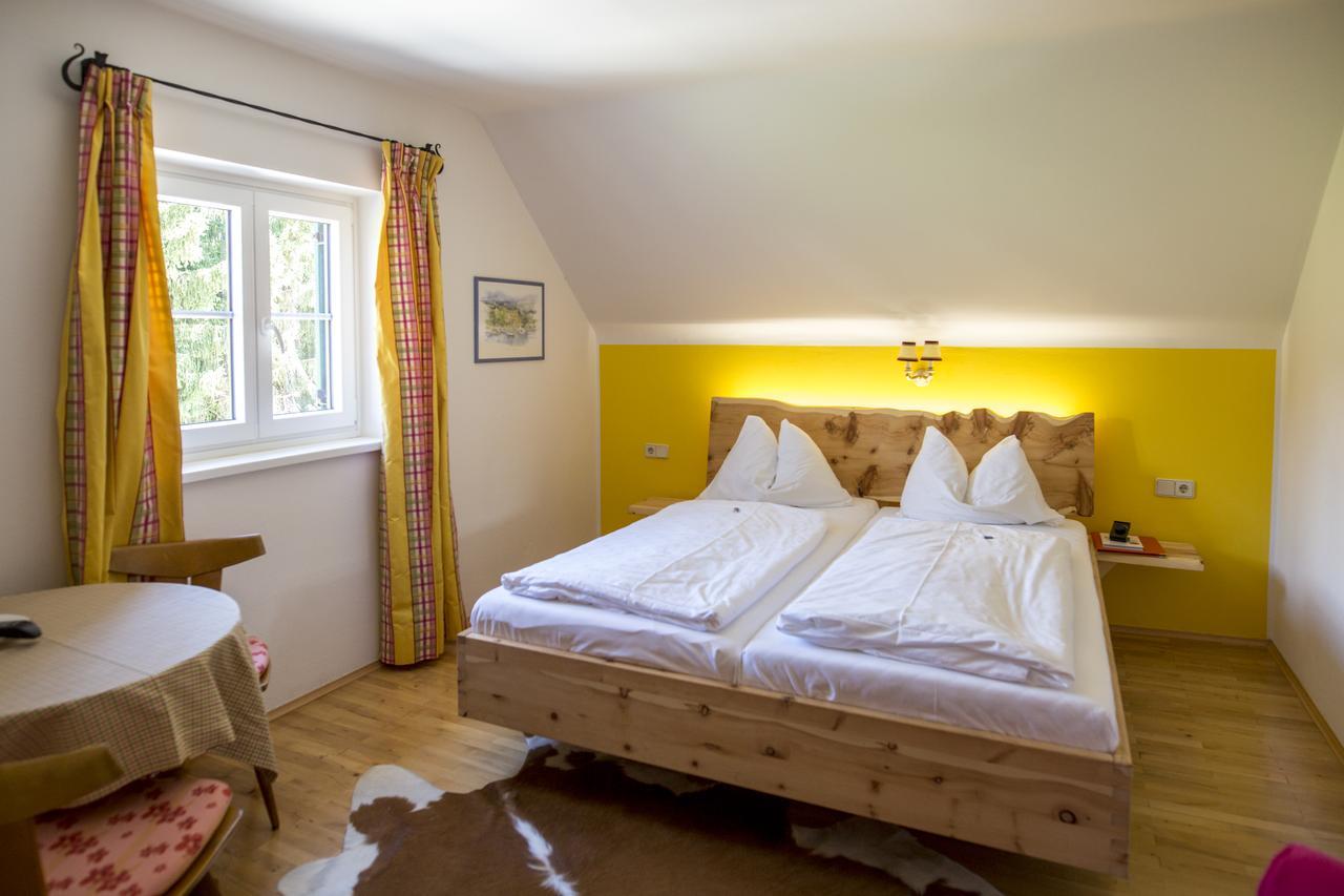 Hotel Oremushof Фельден-ам-Вёртер-Зе Экстерьер фото